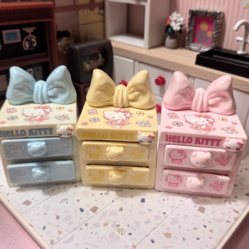 Anime Sanrio Hello Kitty Minia - Food Storage Cabinet のレビューと価格