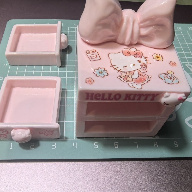 Anime Sanrio Hello Kitty Minia - Food Storage Cabinet のレビューと価格