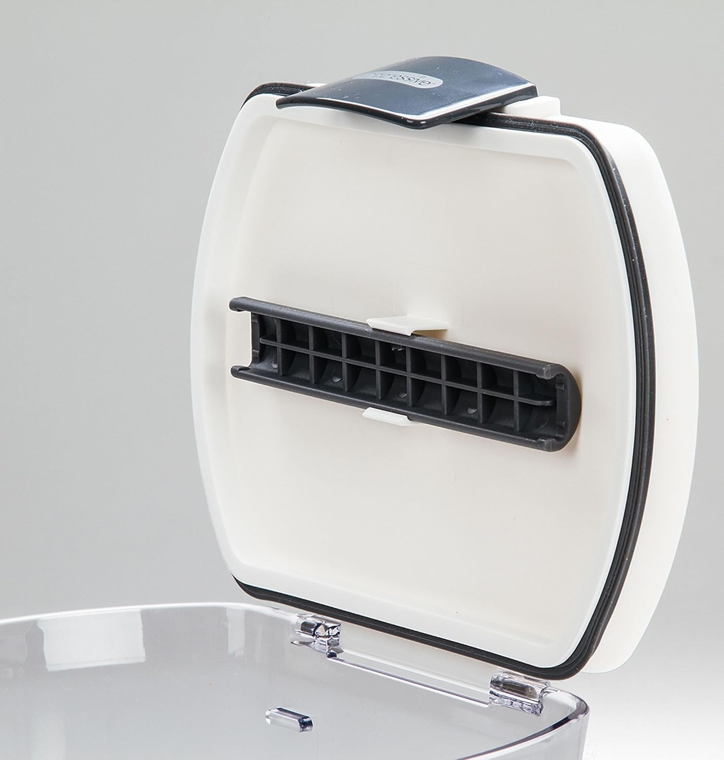 4-Quart Flour Storage Containe - Food Storage 4 Quart のレビューと価格